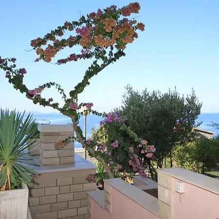 By The Sea Zavalatica, Korcula - 9137 *