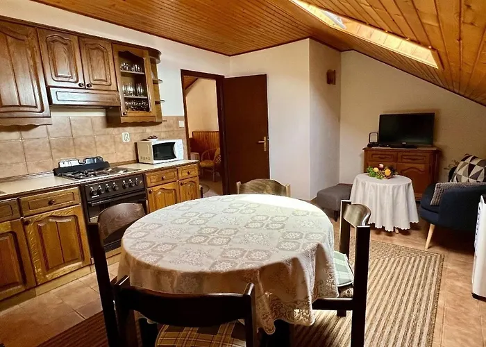 By The Sea Zavalatica, Korcula - 9137 *