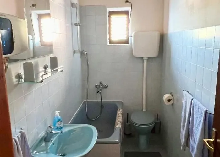 By The Sea Zavalatica, Korcula - 9137 * 扎瓦拉提卡